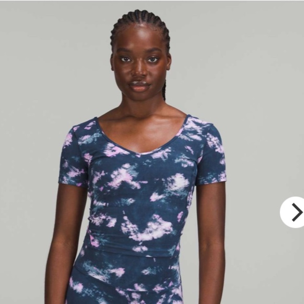 Lululemon Align Tee Size 4 In Circulate Tie Dye M… - image 2